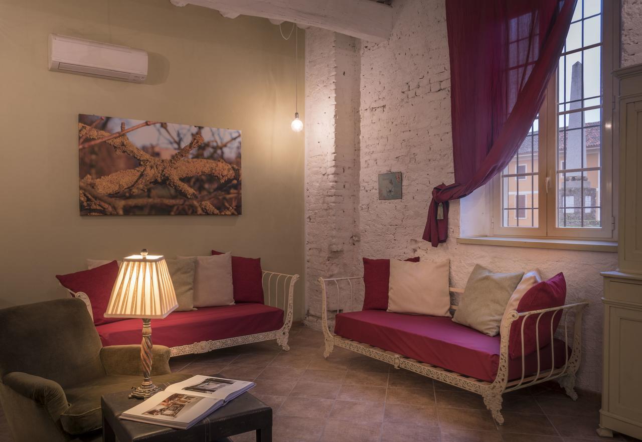 Borgo Zelata Aparthotel Bereguardo Exterior photo